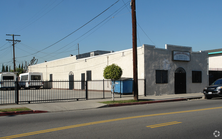 6617 S San Pedro St, Los Angeles, CA for sale - Primary Photo - Image 1 of 32