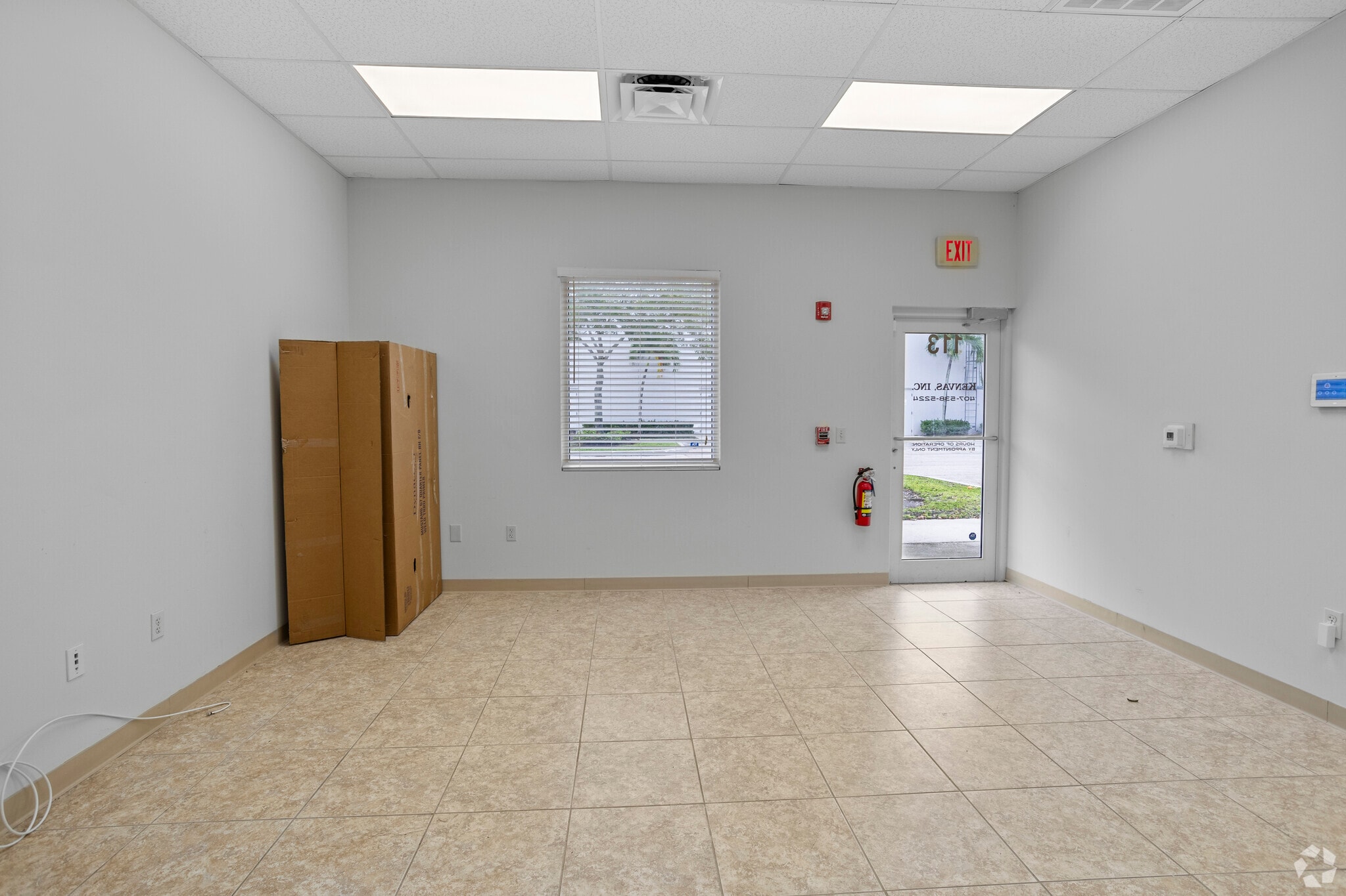 534 Mercantile Pl, Port Saint Lucie, FL to rent Interior Photo- Image 1 of 3