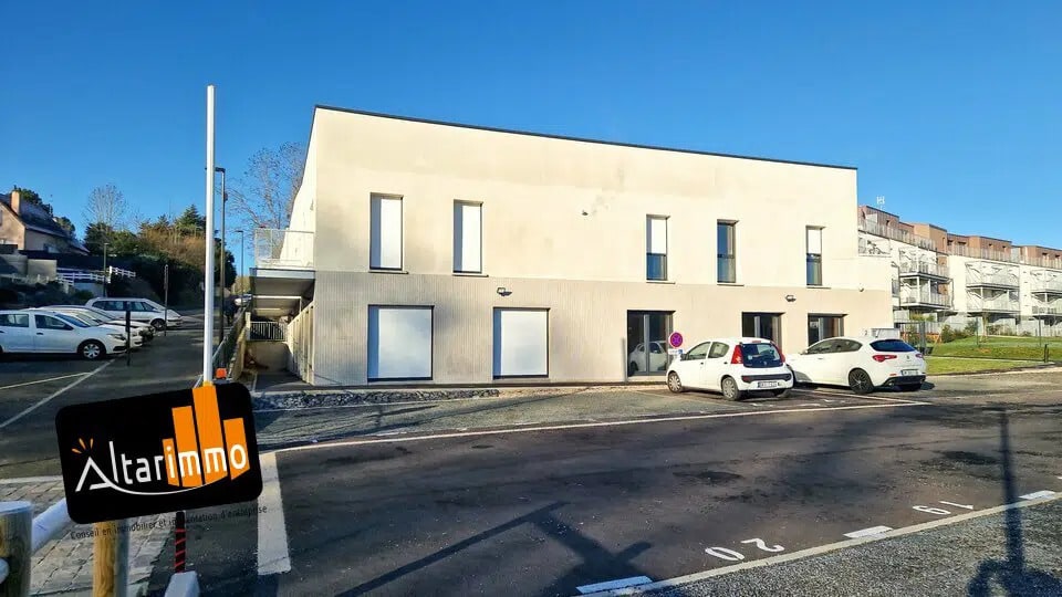 Location Bureaux 65 m² à 251 m² - Photo 1