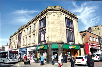 117 St James St, Burnley for sale Primary Photo- Image 1 of 4