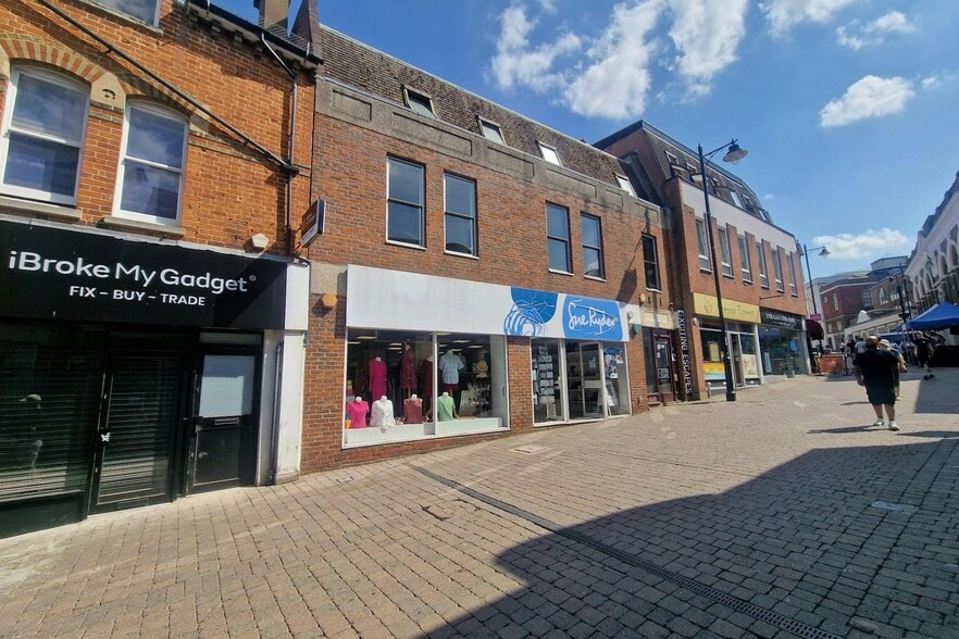 21-23 Wote St, Basingstoke to rent - Building Photo - Image 2 of 2