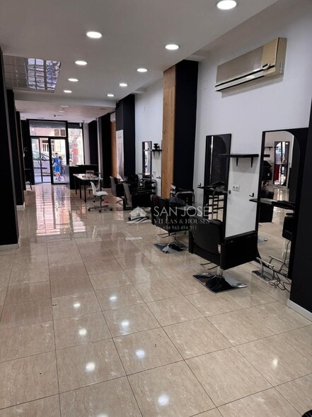 Retail in Novelda for sale - Interior Photo - Image 3 of 11