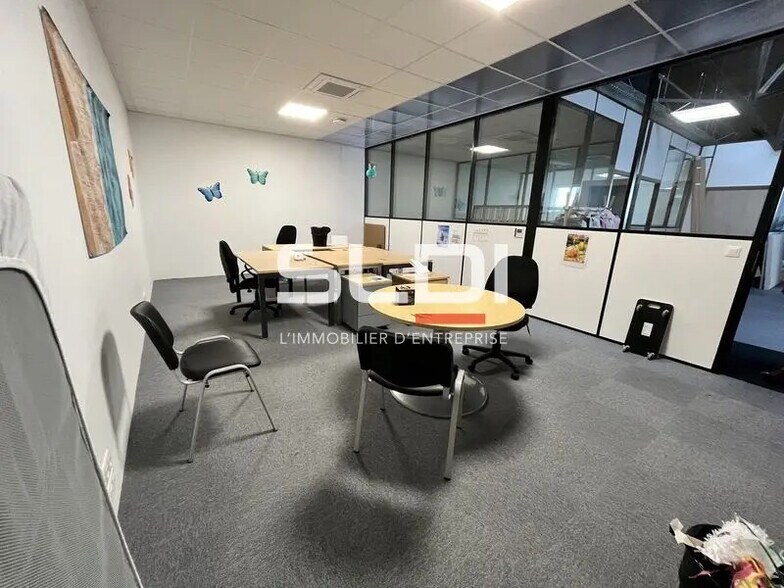 Office in Caluire-et-Cuire to rent - Interior Photo - Image 3 of 6