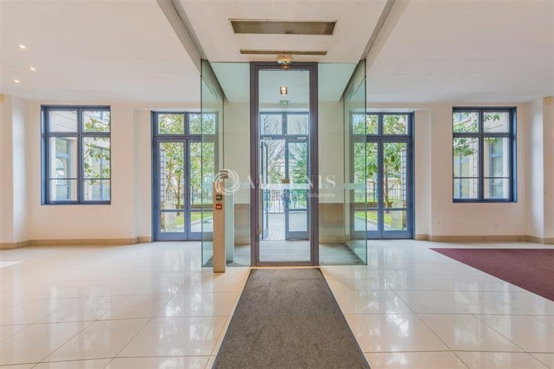 3 Rue De La Galmy, Chessy to rent - Building Photo - Image 2 of 10