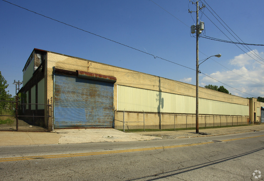 1725-1769 London Rd, Cleveland, OH for rent - Primary Photo - Image 2 of 9