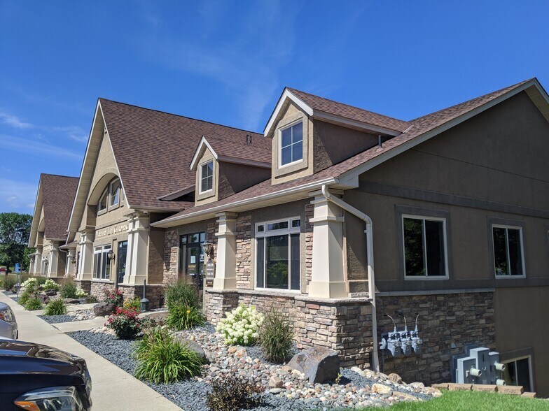 13951-13959 W Preserve Blvd, Burnsville, MN to rent - Building Photo - Image 3 of 29