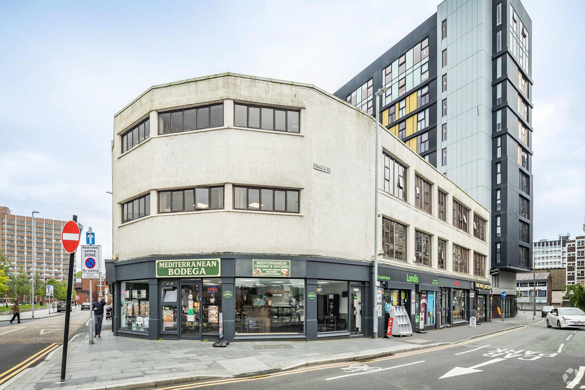 32-44 Ormskirk Rd, Preston to rent Primary Photo- Image 1 of 4