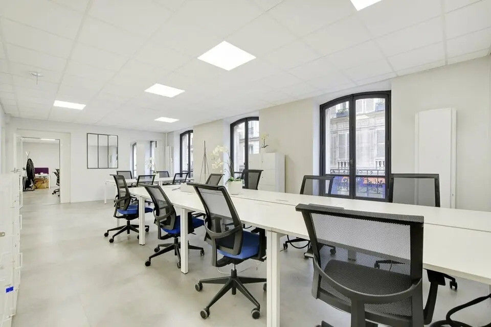 Build-to-Rent in Paris for sale Interior Photo- Image 1 of 10