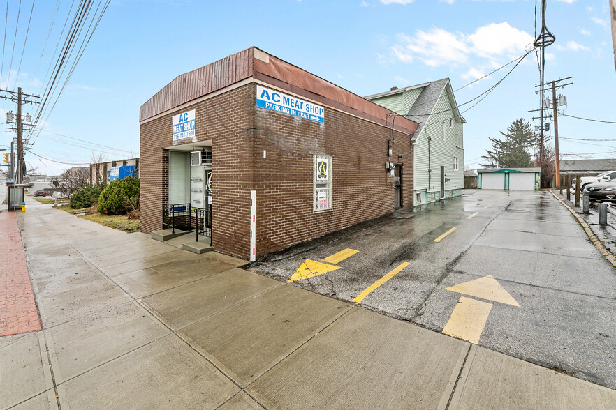 5543 State Rd, Parma, OH for sale - Building Photo - Image 1 of 35