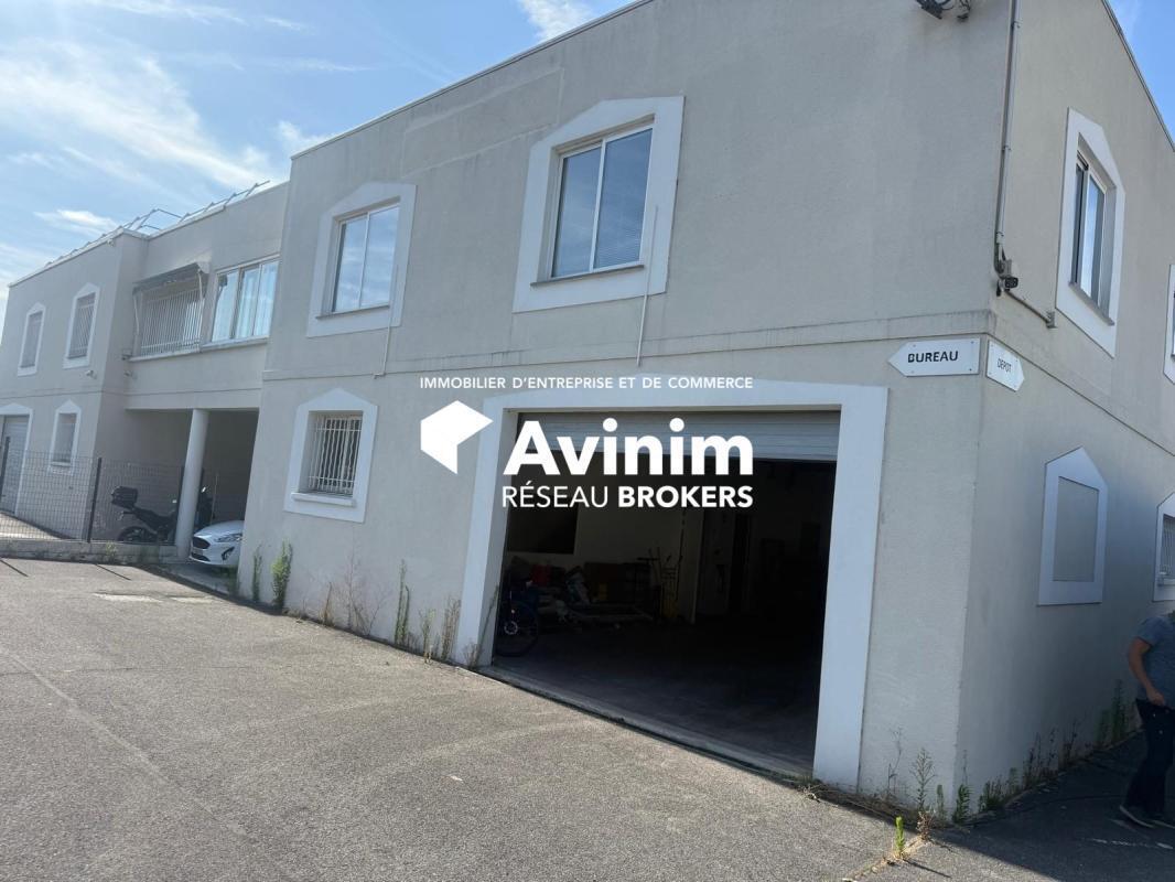 Industrial in Méry-sur-Oise for sale Building Photo- Image 1 of 13