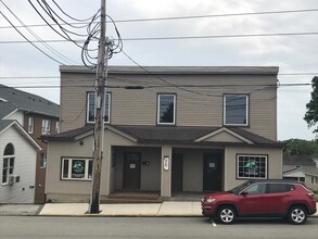 923 W Main St, Mount Pleasant, PA for sale Building Photo- Image 1 of 1