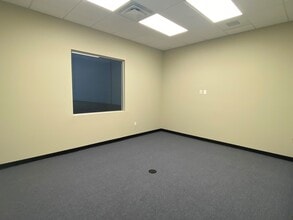 2290-2398 NW 119th St, Miami, FL to rent Building Photo- Image 2 of 4