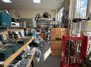 2 Parliament St, Crediton to rent Interior Photo- Image 1 of 4