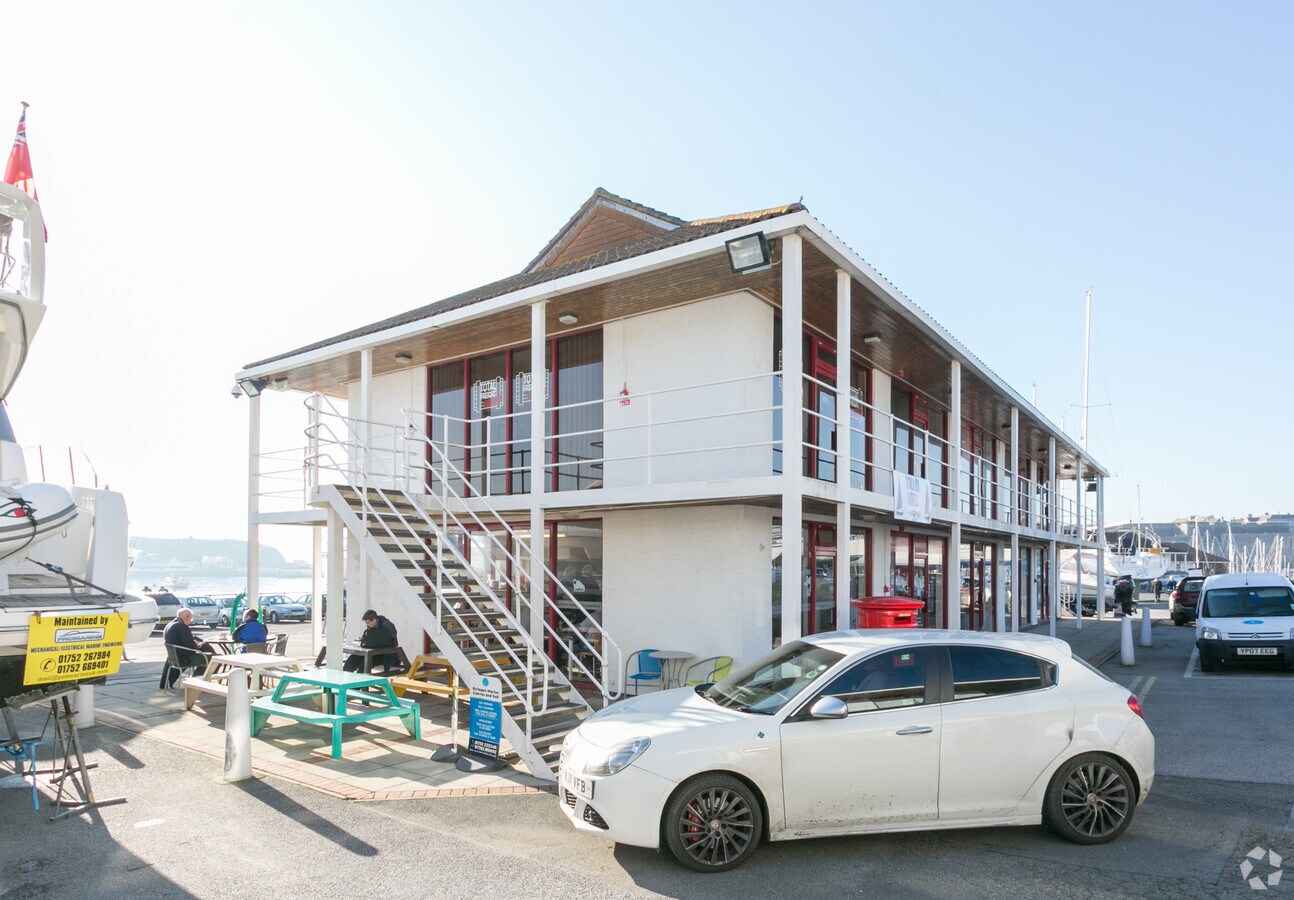 Queen Anne Battery Marina, Plymouth PL4 0LP UK