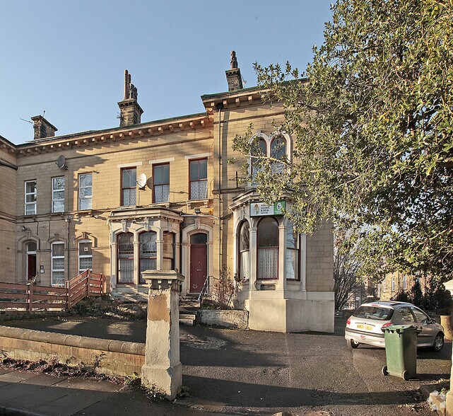 4 Walmer Vill, Bradford for sale - Primary Photo - Image 1 of 1
