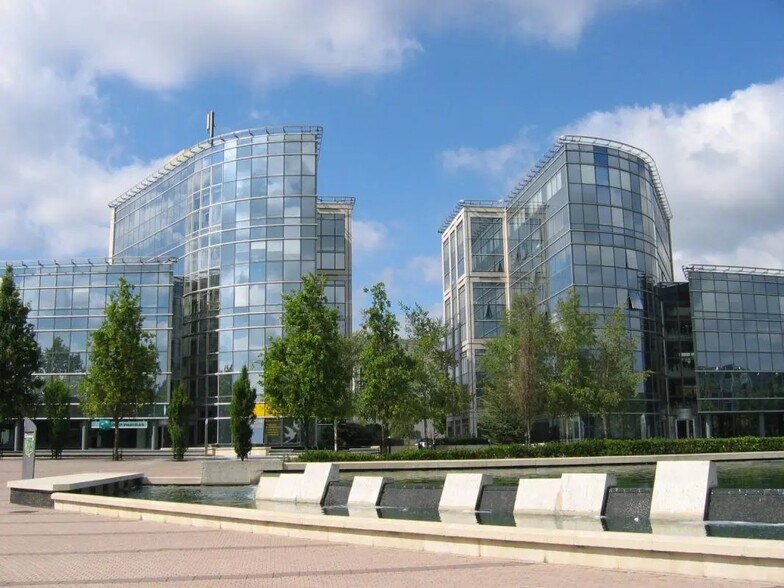 9 Allée Des Impressionnistes, Villepinte for sale - Building Photo - Image 1 of 7