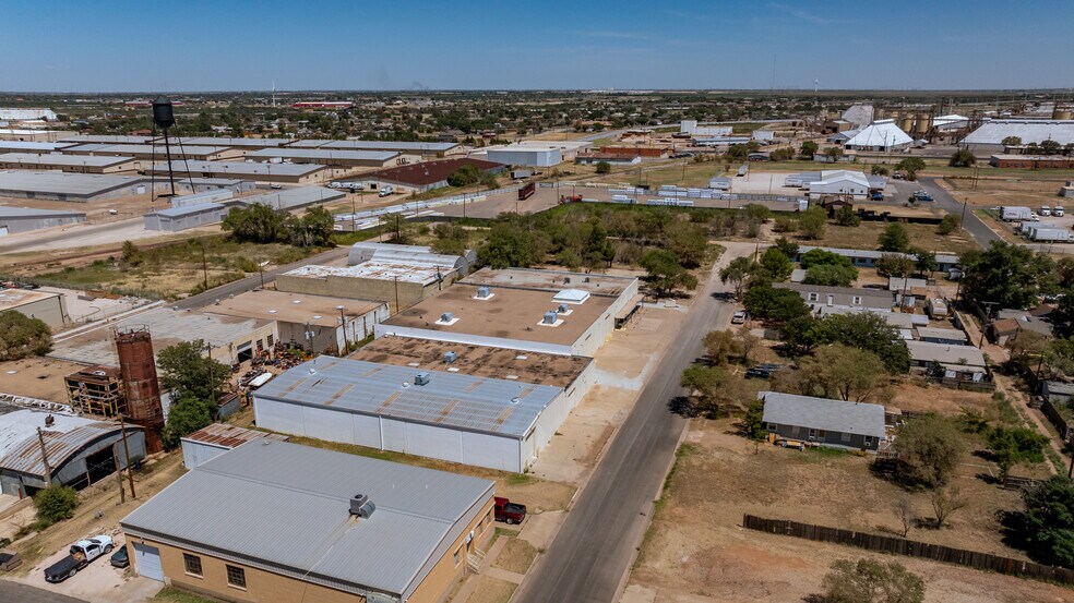 610-616 28th St, Lubbock, TX for rent - Building Photo - Image 3 of 158