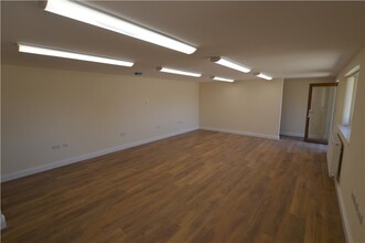 West End Rd, Kempston for rent Interior Photo- Image 1 of 4