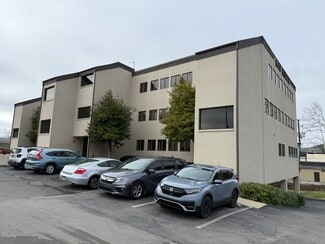 More details for 2606 N Greenway Dr, Knoxville, TN - Office / Medical to Rent