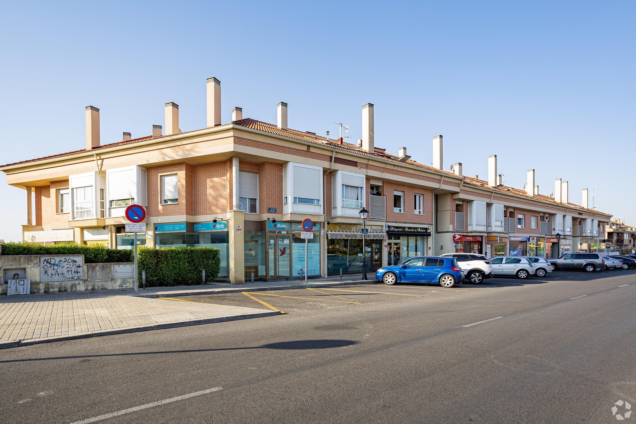 Avenida de las Castañeras, 34, Arroyomolinos, Madrid for sale Building Photo- Image 1 of 7