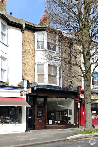 96 Goldstone Vill, Hove for sale - Primary Photo - Image 1 of 3