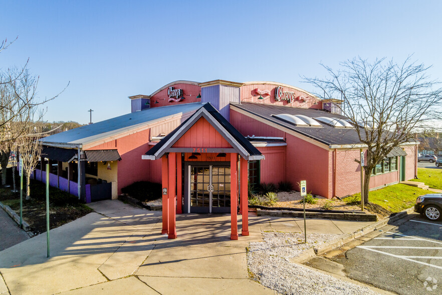 7409-7595 Greenbelt Rd, Greenbelt, MD for rent - Building Photo - Image 2 of 17