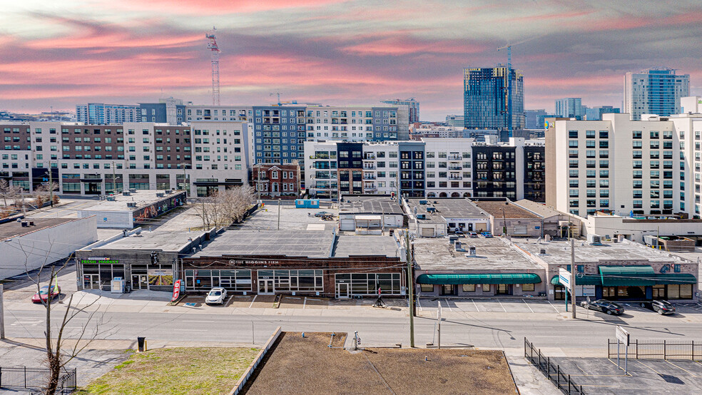 525 4th Ave S, Nashville, TN for rent - Building Photo - Image 3 of 10