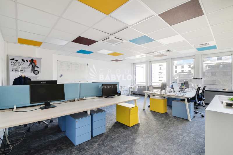 Office in Neuilly-sur-Seine to rent - Interior Photo - Image 3 of 11