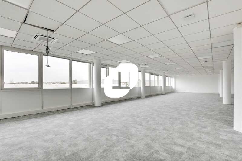 Office in Argenteuil to rent - Interior Photo - Image 2 of 26