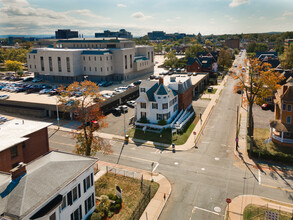 39 Russ St, Hartford, CT for rent Building Photo- Image 1 of 11