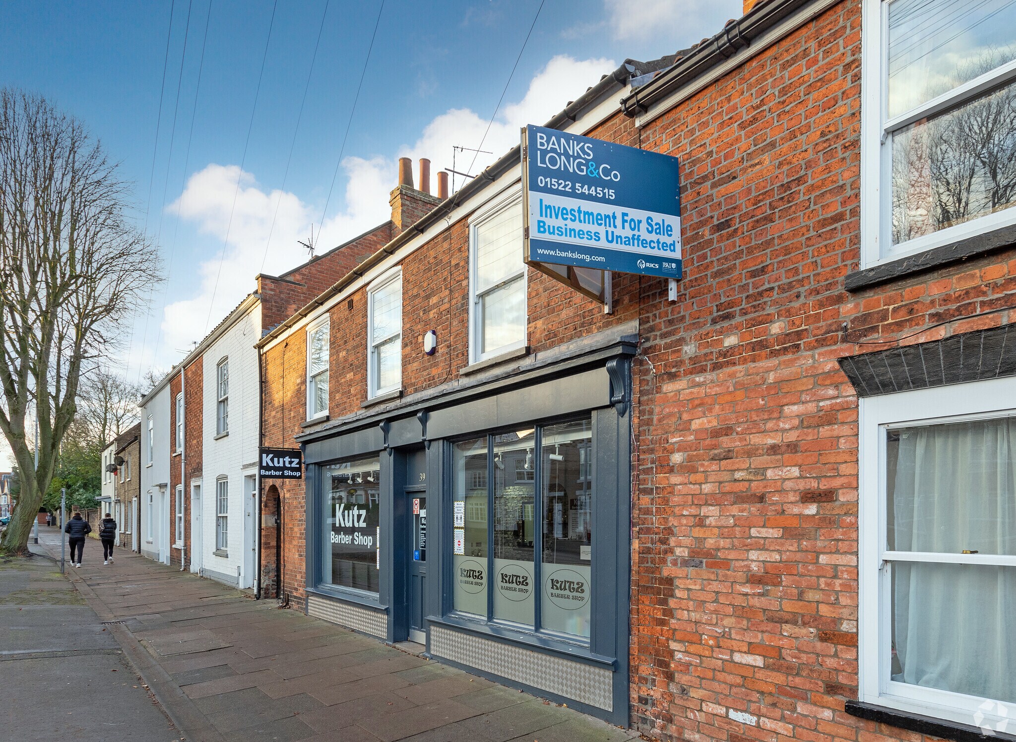 39 Newport, Lincoln for sale Primary Photo- Image 1 of 1