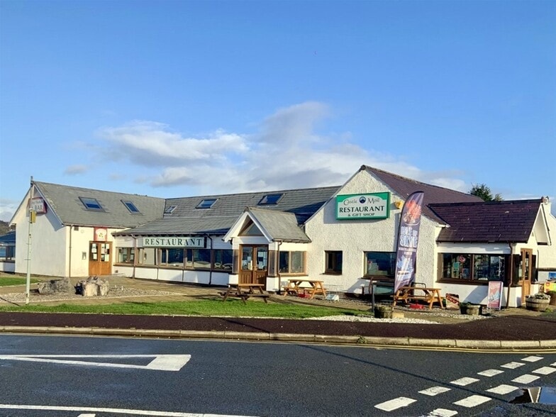 Castle Moil Restaurant & King Haakon Bar, Kyleakin for sale - Building Photo - Image 1 of 23