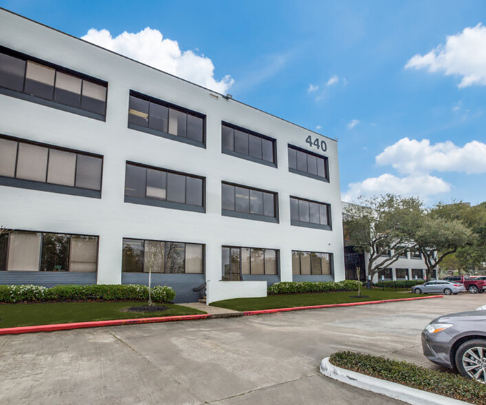 440 Benmar Dr, Houston, TX for rent - Building Photo - Image 1 of 5