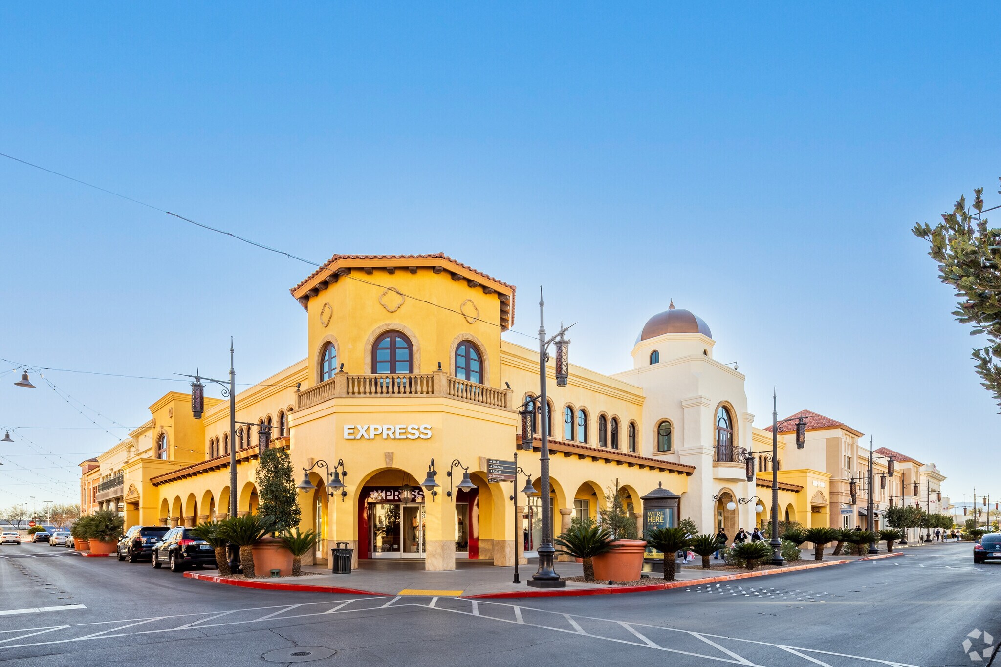 6611 Las Vegas Blvd S, Las Vegas, NV for sale Primary Photo- Image 1 of 1