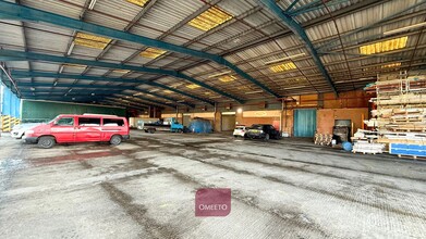 Asher Ln, Ripley to rent Interior Photo- Image 1 of 3