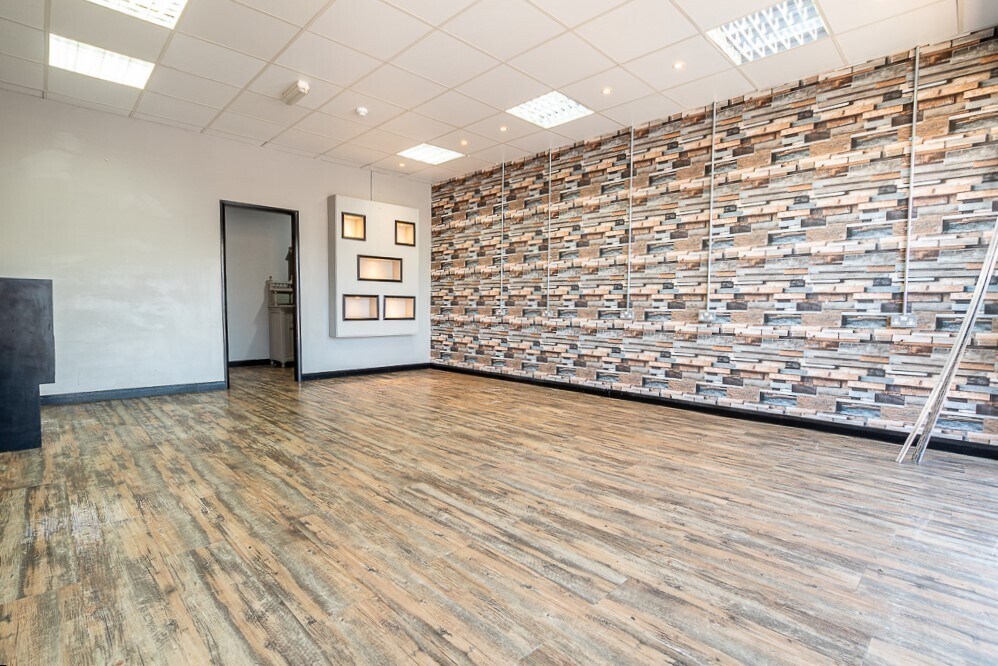 95-103 Convamore Rd, Grimsby to rent Interior Photo- Image 1 of 5