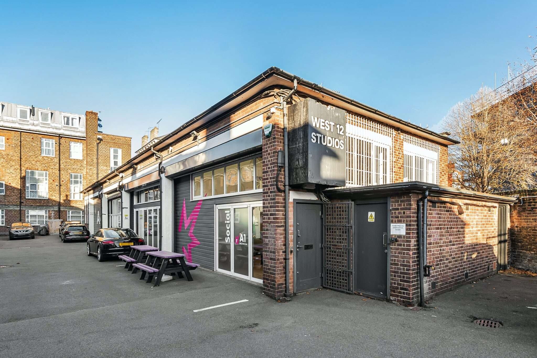 2A Askew Cres, London for sale Building Photo- Image 1 of 1