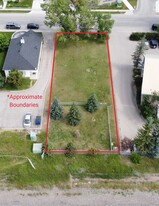 313 1 St E, Cochrane AB - Commercial Property