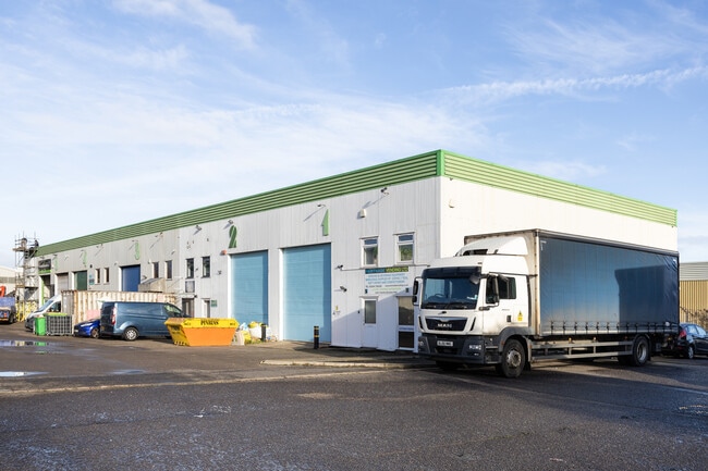 More details for Trident Clos, Rochester - Industrial to Rent