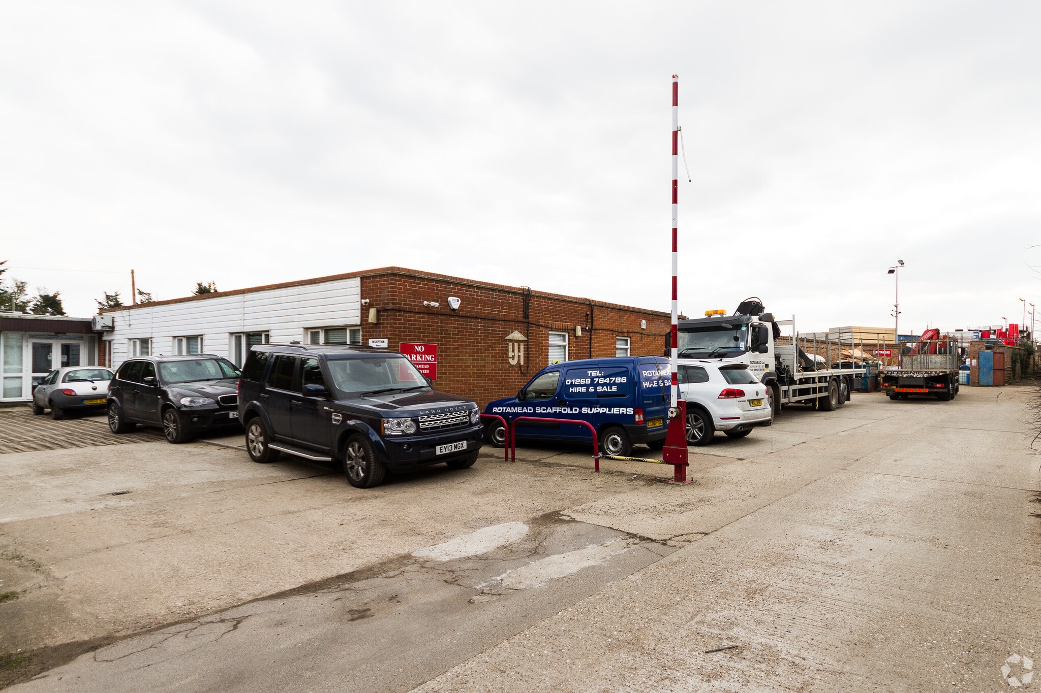 The Mayphil industrial Area portfolio of 5 properties for sale on LoopNet.co.uk Primary Photo- Image 1 of 5