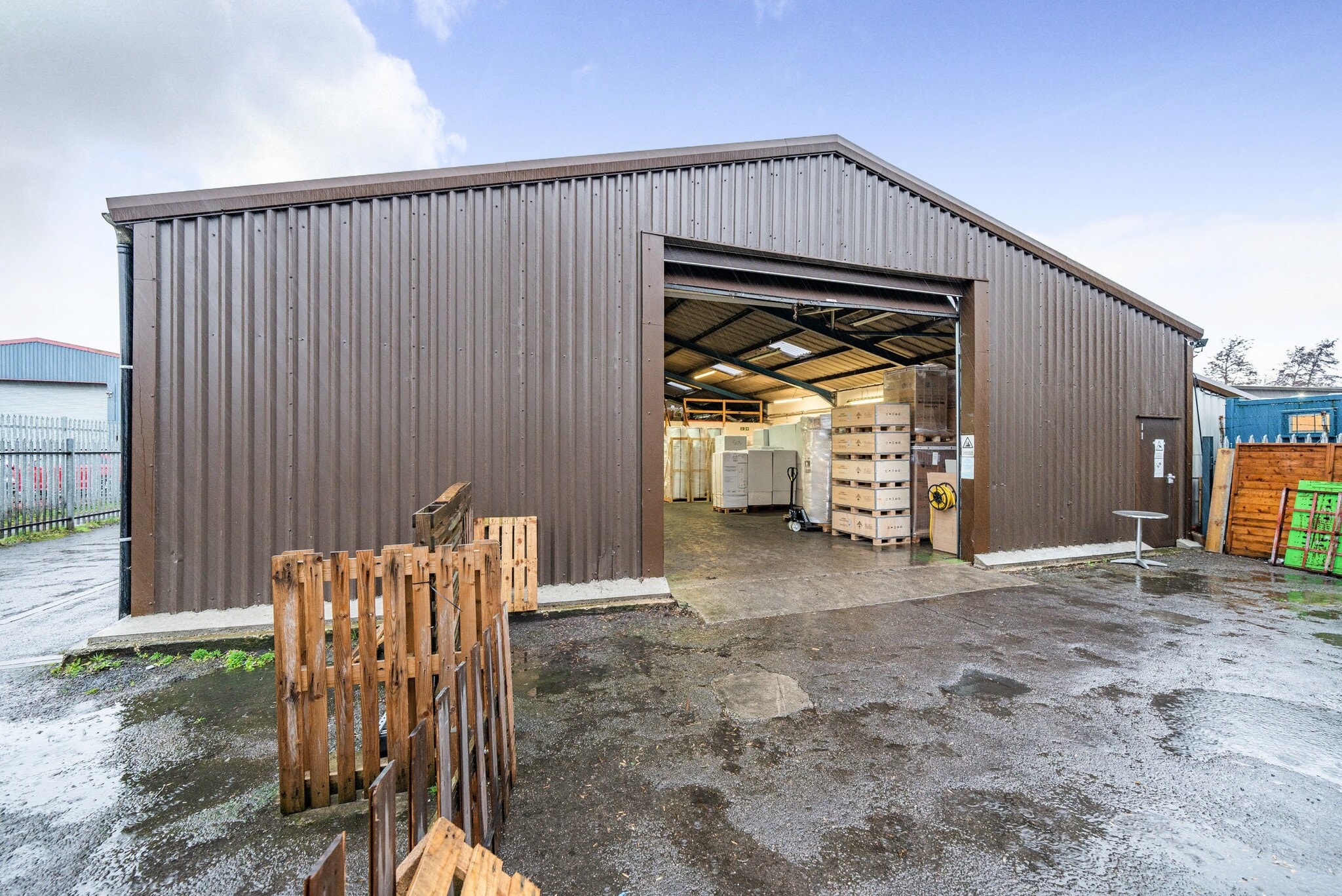 22 Butts Pond Industrial Estate, Sturminster Newton for sale Primary Photo- Image 1 of 1