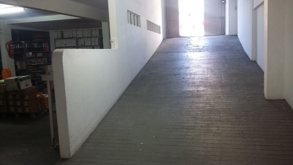 Retail in Vigo for sale - Building Photo - Image 3 of 14