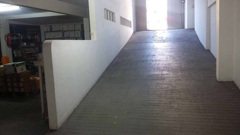 Retail in Vigo for sale - Interior Photo - Image 3 of 12