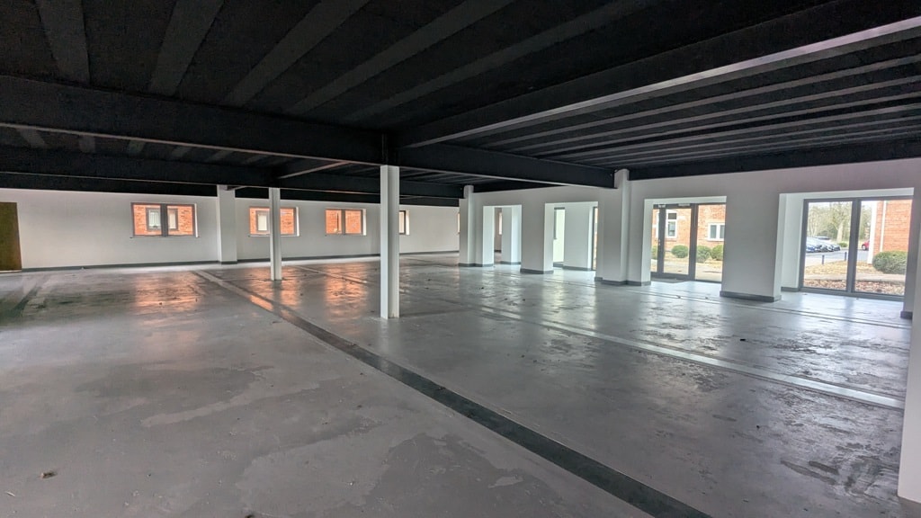 Lauriston Park, Evesham to rent Interior Photo- Image 1 of 10