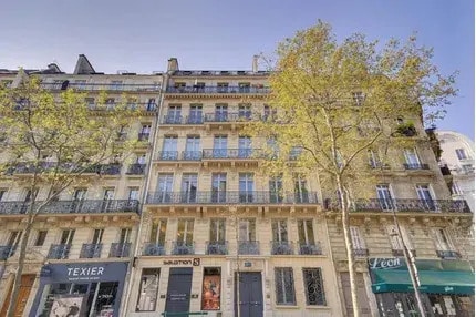 Location Bureaux 104 m² - Photo 1