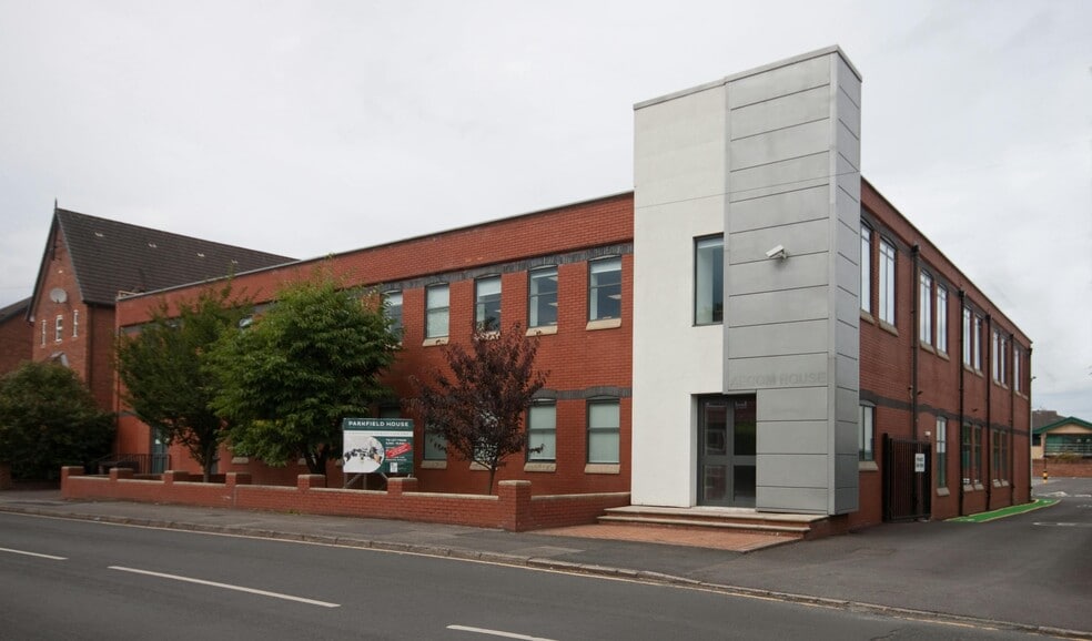 179 Moss Ln, Altrincham to rent - Building Photo - Image 3 of 10