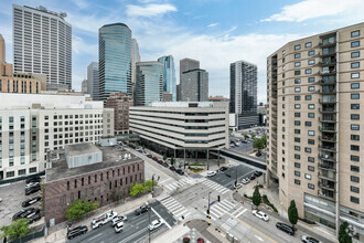 330 2nd Ave S, Minneapolis, MN - aerial  map view - Image1