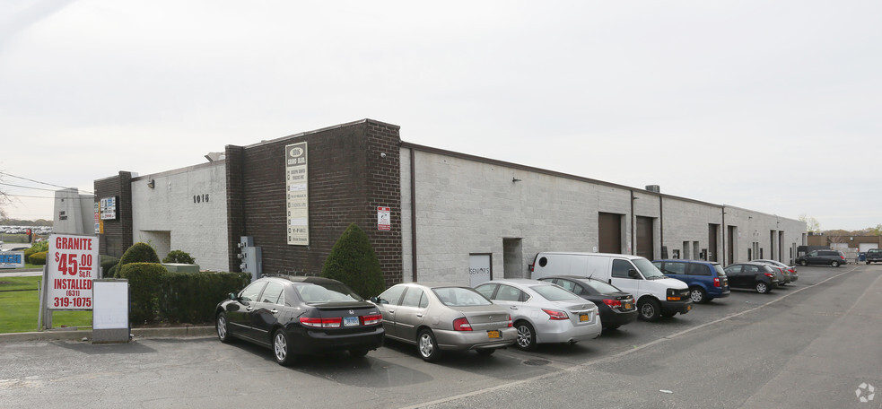 1016 Grand Blvd, Deer Park, NY for rent - Building Photo - Image 2 of 8