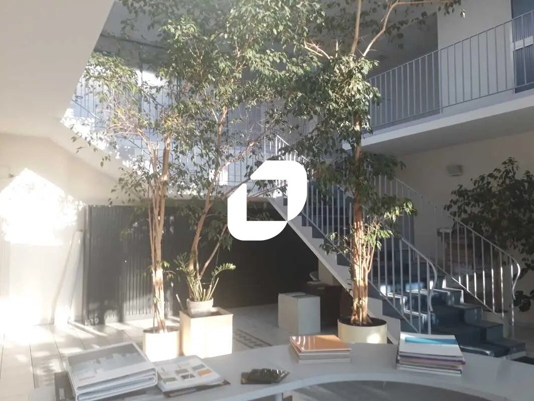 Office in Gometz-le-Châtel to rent Interior Photo- Image 1 of 9