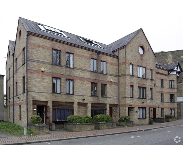 1D Church Rd, Croydon for sale - Primary Photo - Image 1 of 1